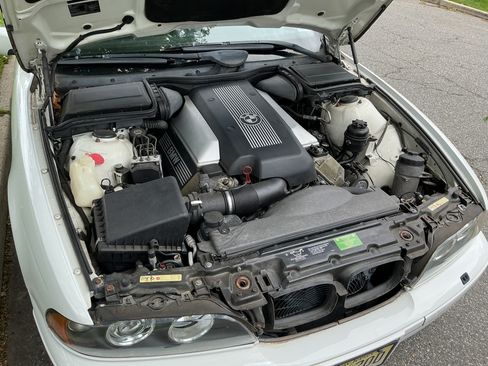 Used 2002 BMW 540i Sedan RWD image 11
