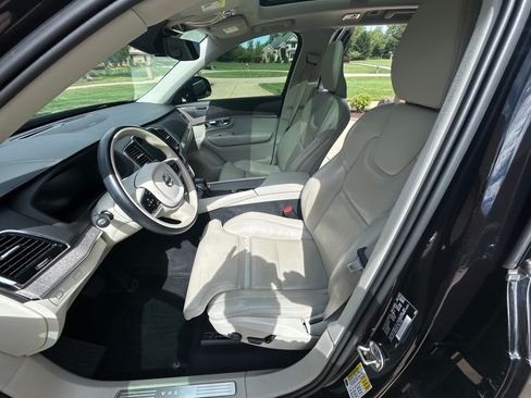 Used 2022 Volvo XC90 T6 Inscription w/ Climate Package AWD/4WD image 19