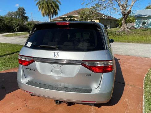 Used 2012 Honda Odyssey EX image 5