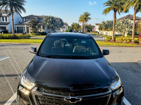 Used 2022 Chevrolet Traverse LS w/ Midnight/Sport Edition image 6