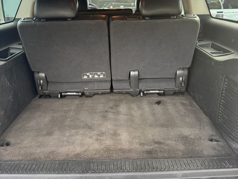Used 2007 GMC Yukon XL SLT w/ SLT Preferred Equipment Group RWD image 16