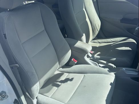 Used 2014 Honda Insight LX image 12