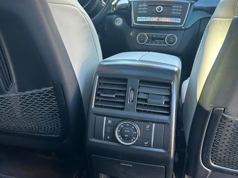 Used 2018 Mercedes-Benz GLS 550 4MATIC image 15