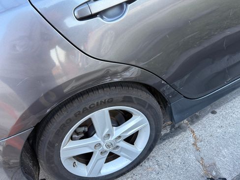 Used 2013 Toyota Camry SE image 10