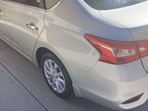 Used 2019 Nissan Sentra SV image 5