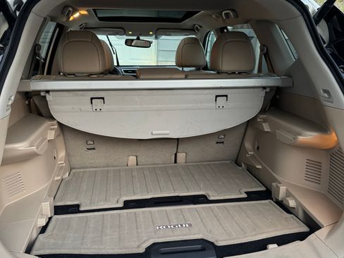 Used 2016 Nissan Rogue SL w/ SL Premium Package image 9