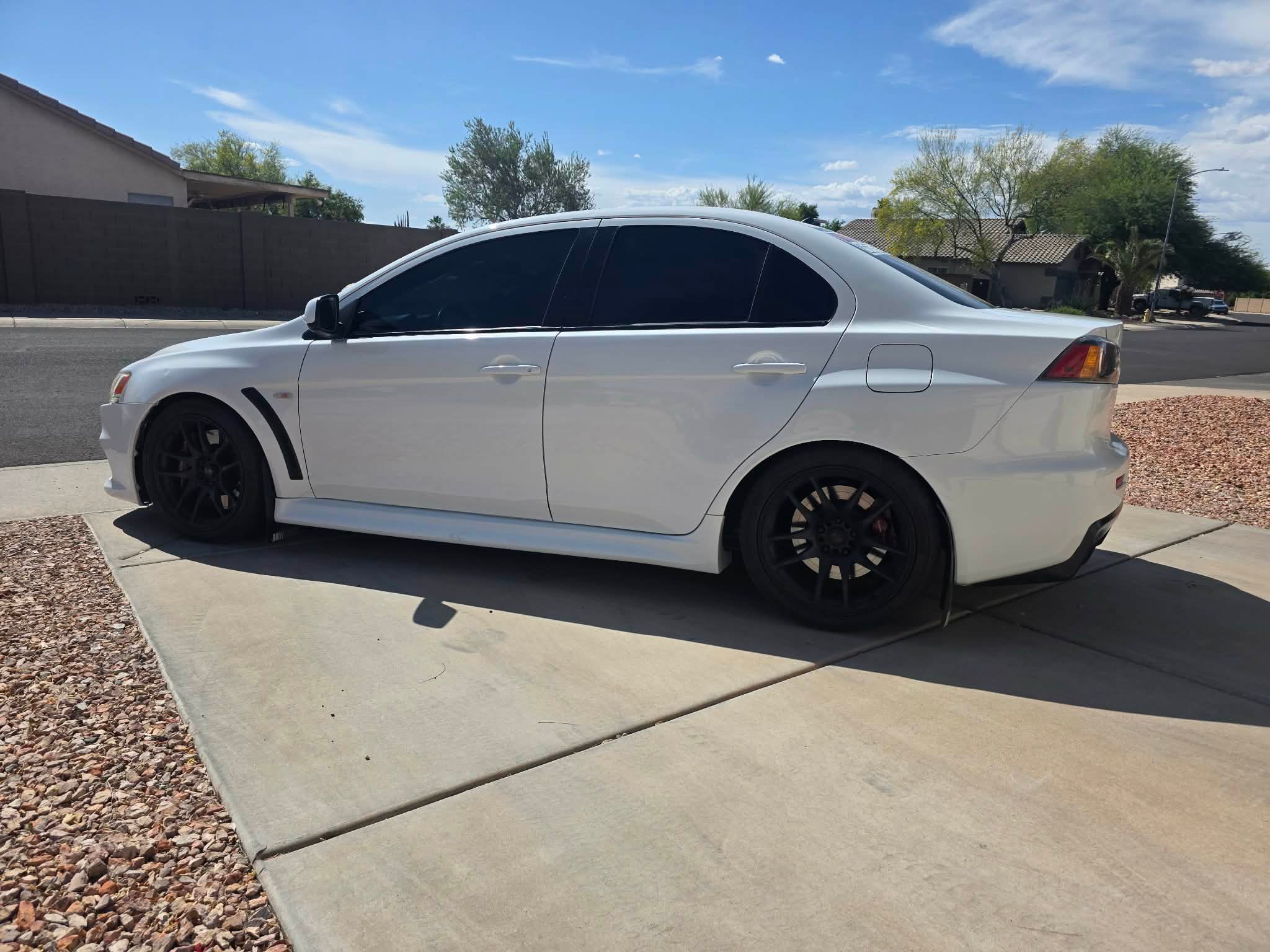 Used 2010 Mitsubishi Lancer Evolution GSR AWD/4WD image 8