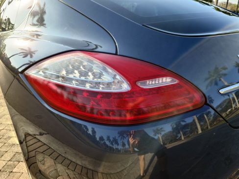 Used 2012 Porsche Panamera image 9