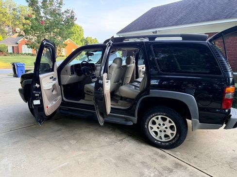 Used 2003 Chevrolet Tahoe Z71 AWD/4WD image 13