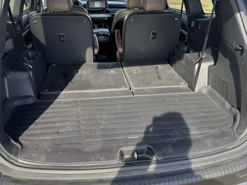 Used 2021 Kia Telluride SX w/ SX Prestige Package image 10