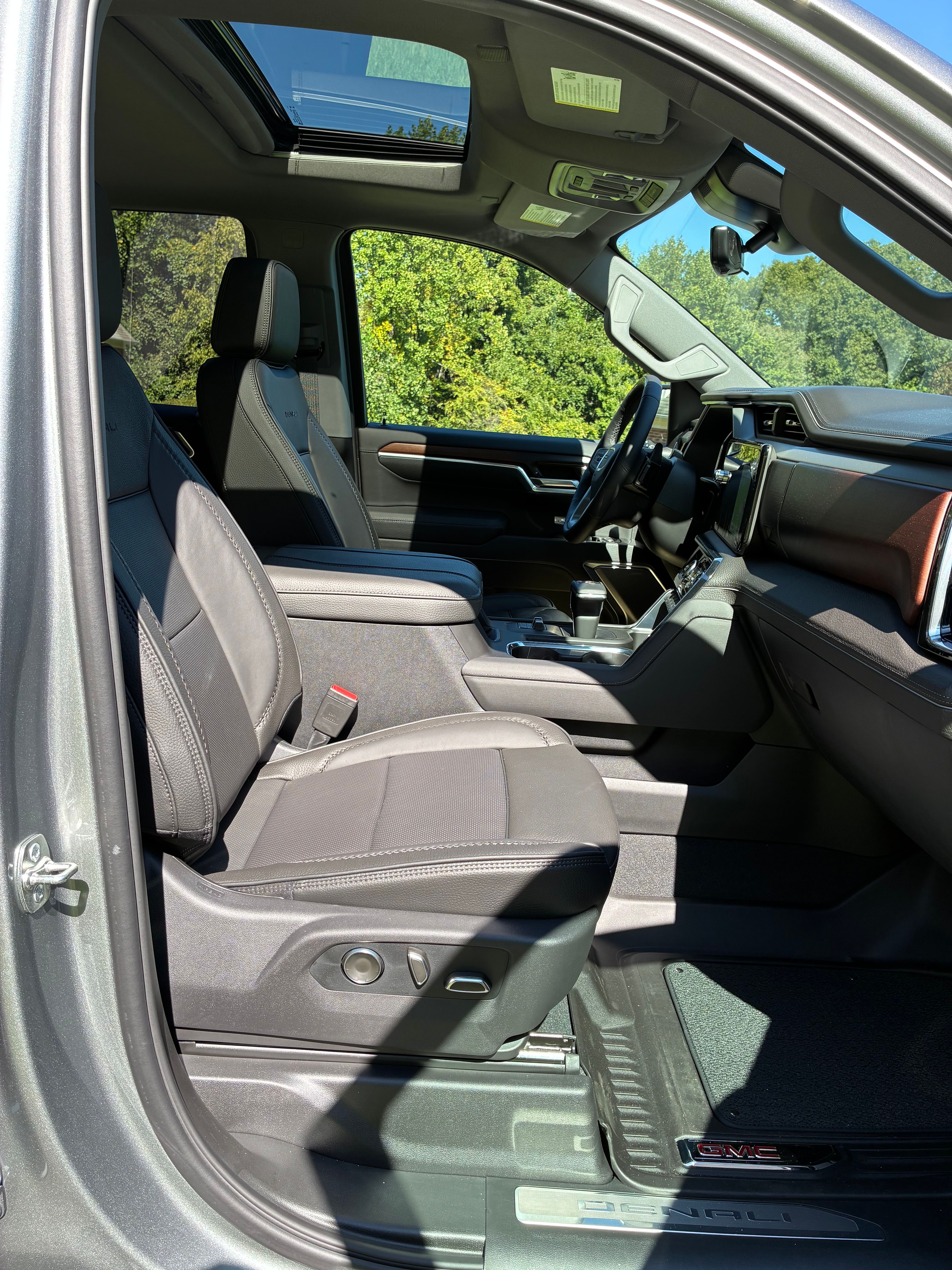 Used 2026 GMC Sierra 1500 Denali AWD/4WD image 11