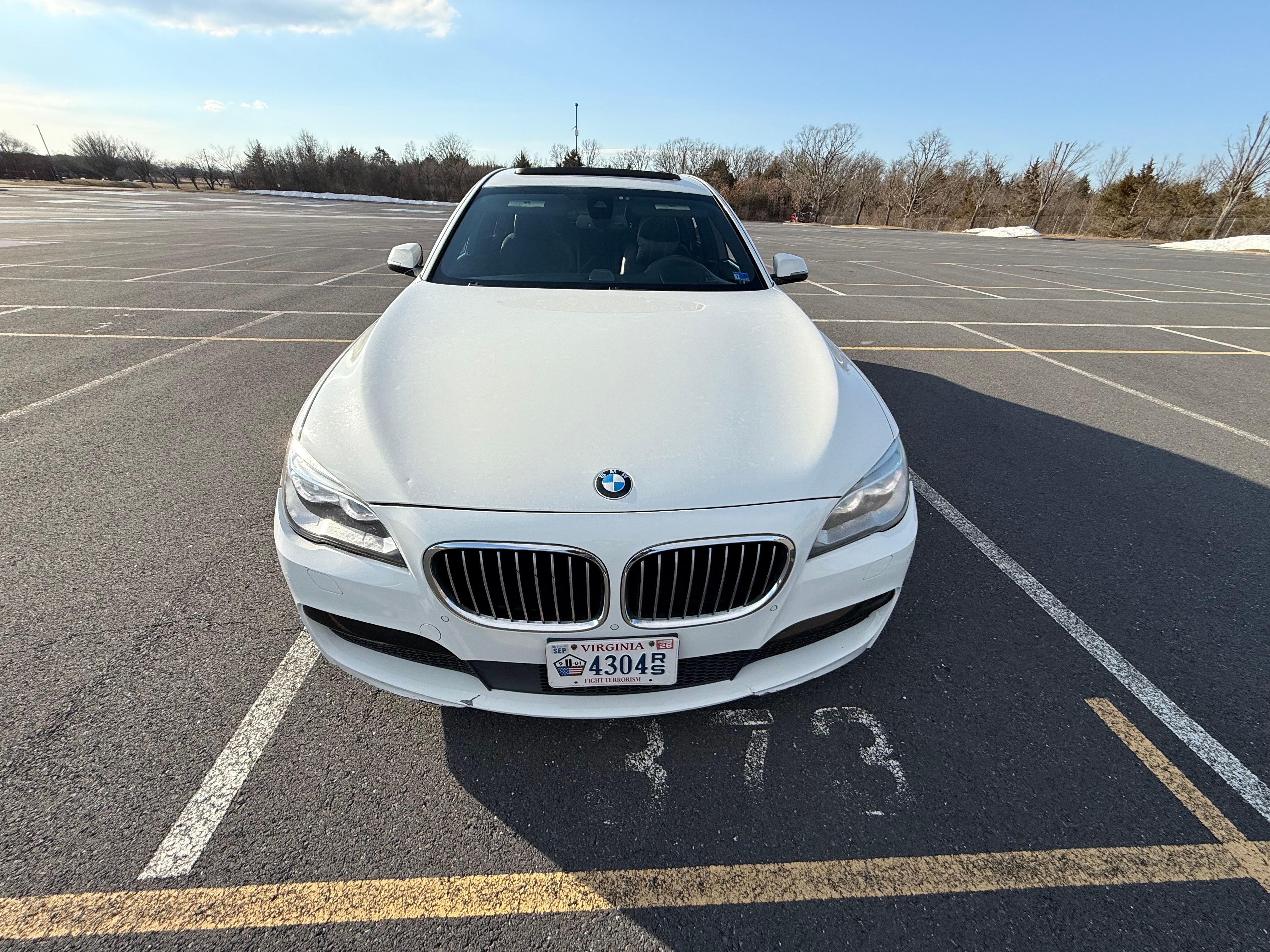 Used 2013 BMW 750Li xDrive AWD/4WD image 9