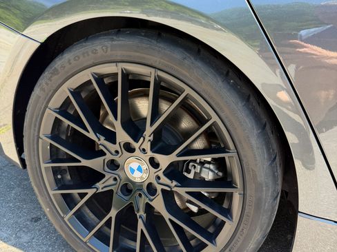 Used 2017 BMW 340i xDrive Sedan AWD/4WD image 12