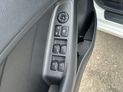 Used 2017 Kia Forte LX image 16