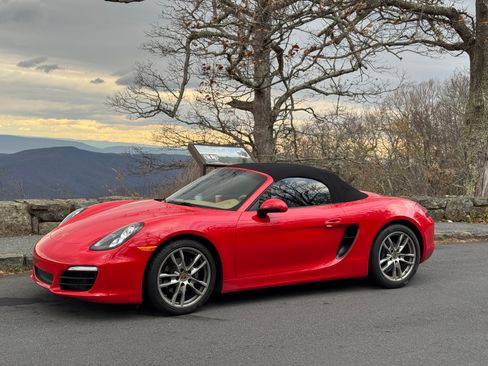 Used 2016 Porsche Boxster RWD image 1