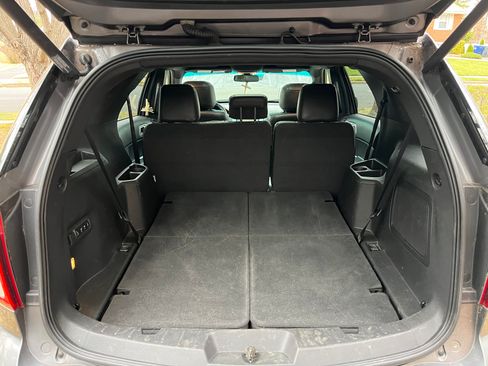 Used 2014 Ford Explorer Limited w/ Equipment Group 302A AWD/4WD image 11