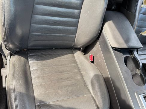 Used 2006 Ford Mustang GT Premium image 10