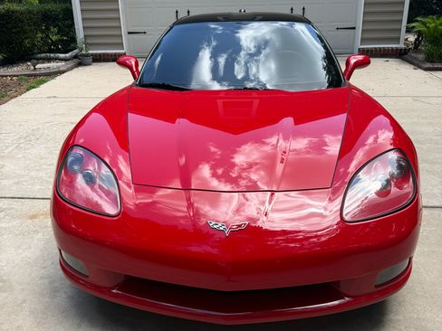 Used 2005 Chevrolet Corvette Coupe w/ Preferred Equipment Group RWD image 1