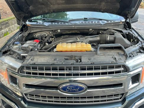 Used 2018 Ford F150 XLT w/ Equipment Group 301A Mid image 5