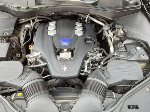 Used 2018 Maserati Levante S GranSport image 10