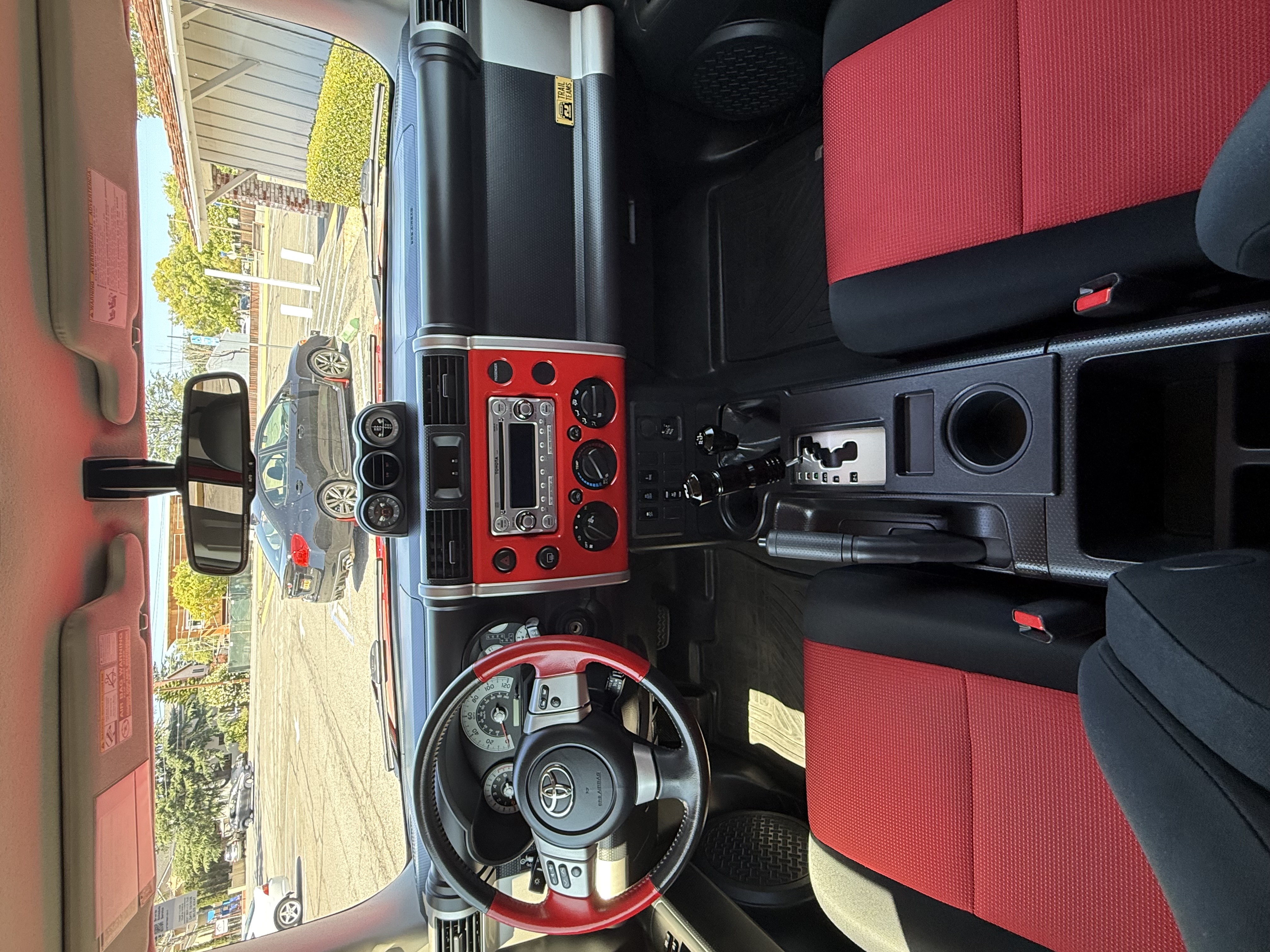 Used 2012 Toyota FJ Cruiser 4WD w/ Trail Teams Special Edition image 8