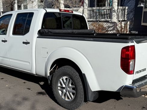 Used 2015 Nissan Frontier SV w/ SV Value Truck Package image 2