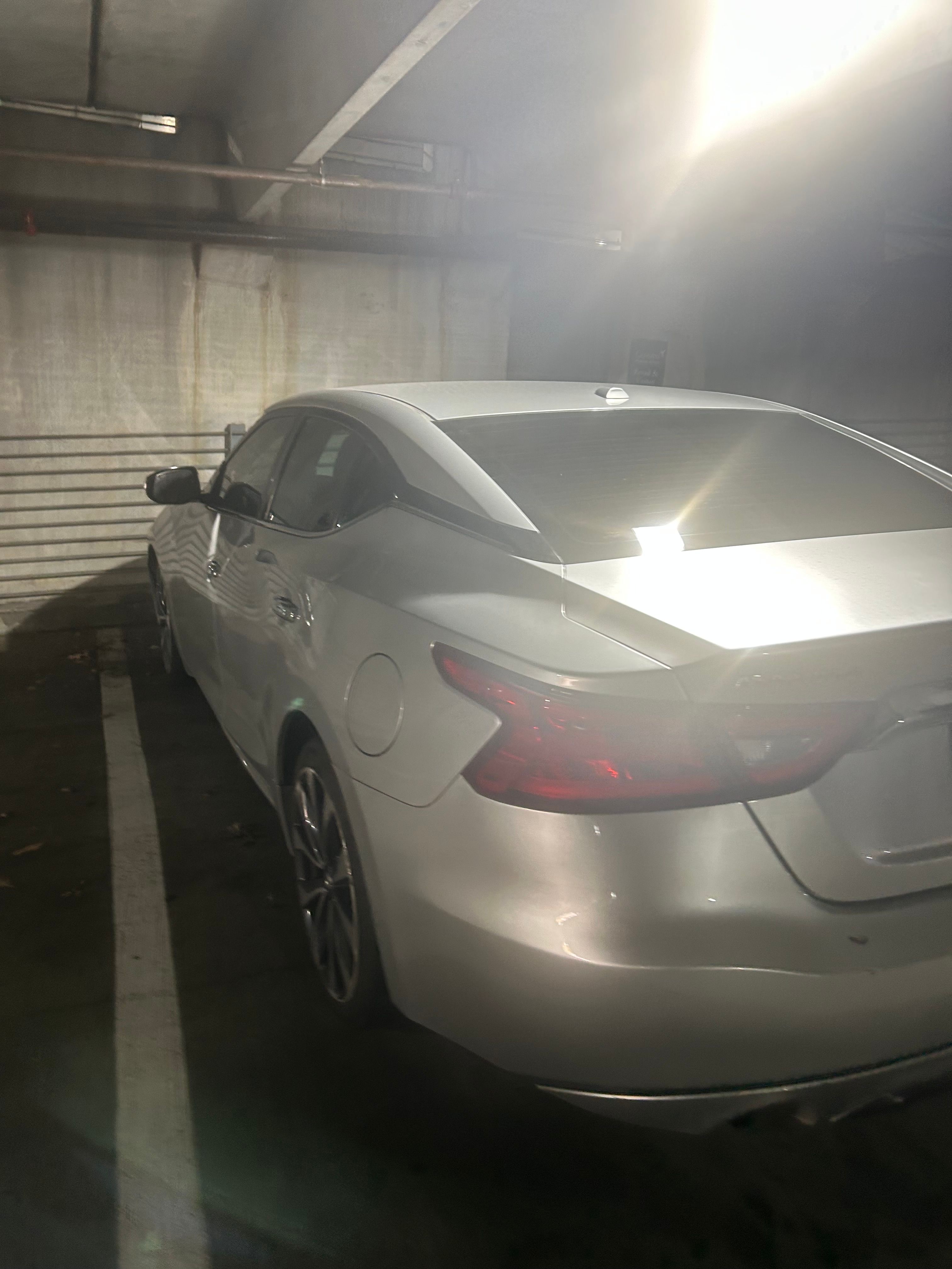 Used 2016 Nissan Maxima SR FWD image 6