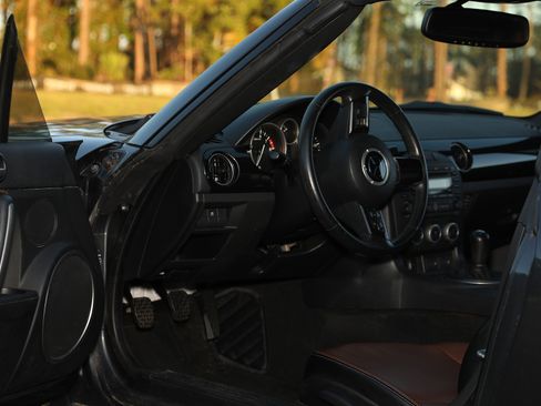 Used 2014 MAZDA MX-5 Miata Grand Touring image 16