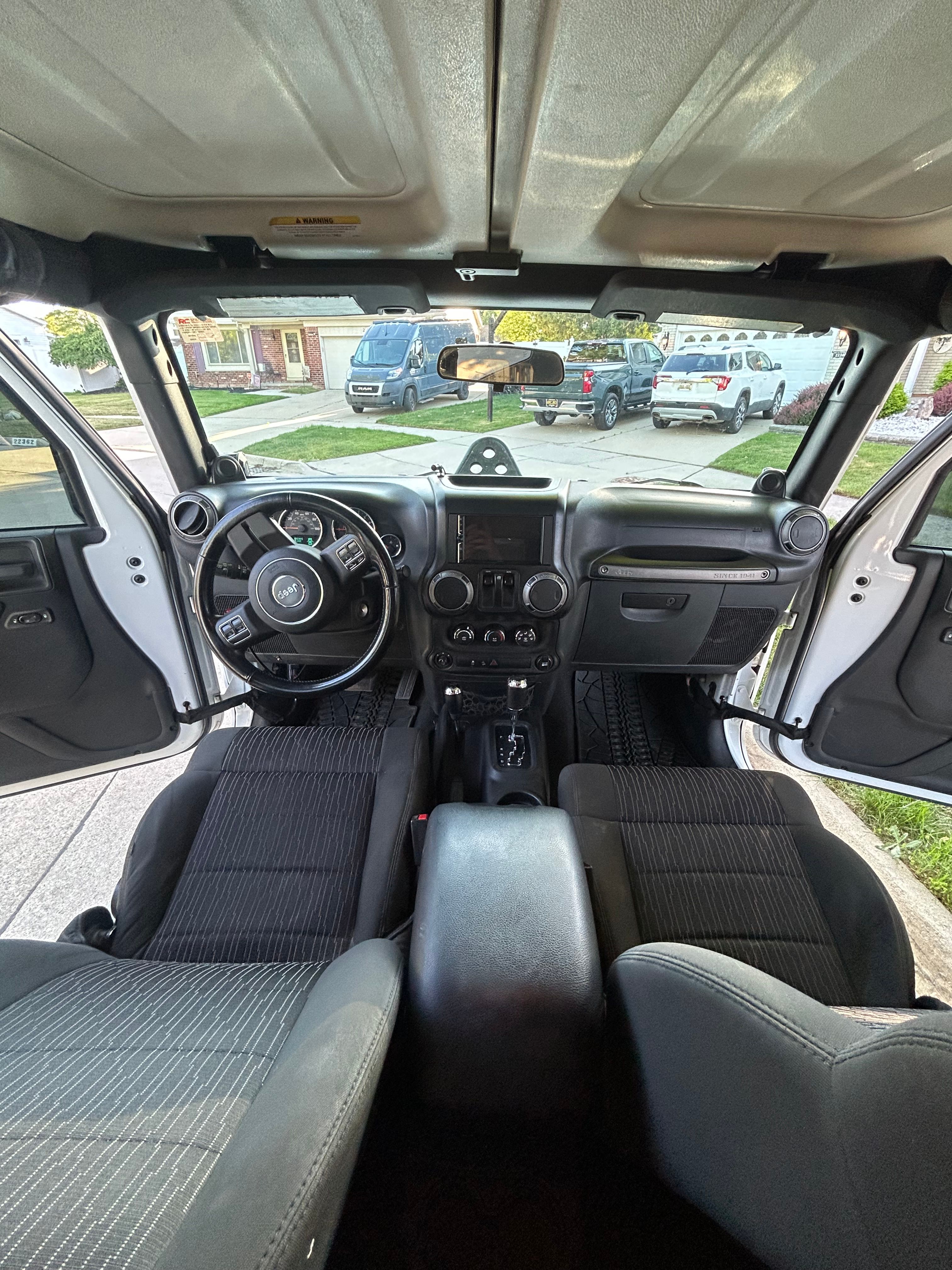 Used 2012 Jeep Wrangler Sport AWD/4WD image 13