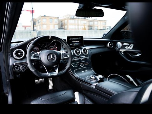 Used 2016 Mercedes-Benz C 63 AMG S image 12