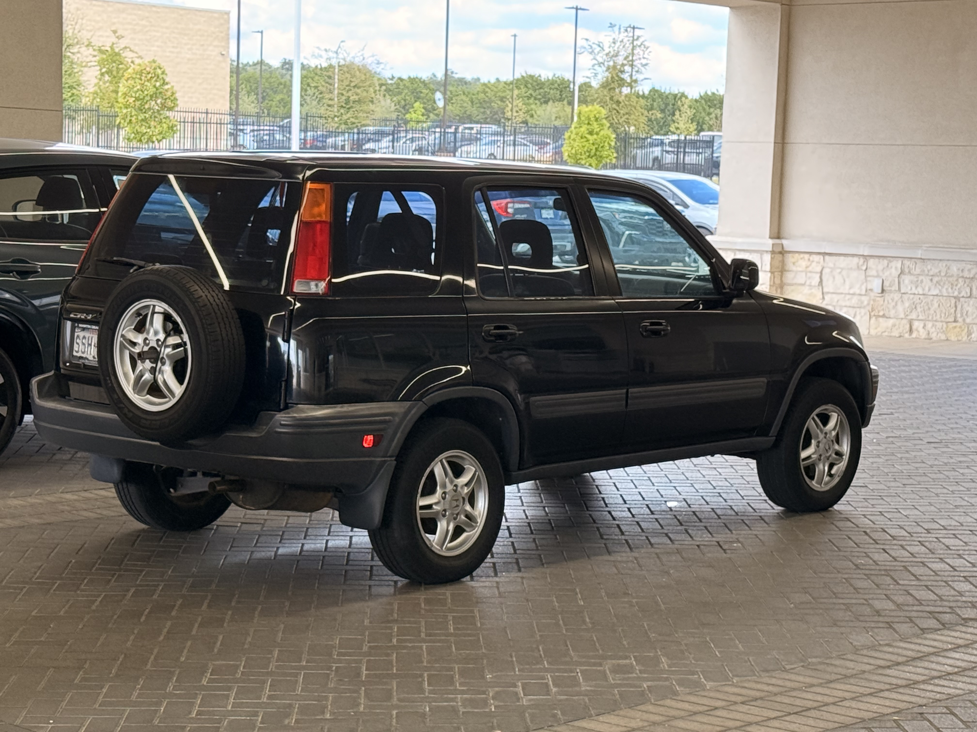 Used 2001 Honda CR-V EX image 1