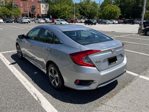 Used 2019 Honda Civic LX image 4