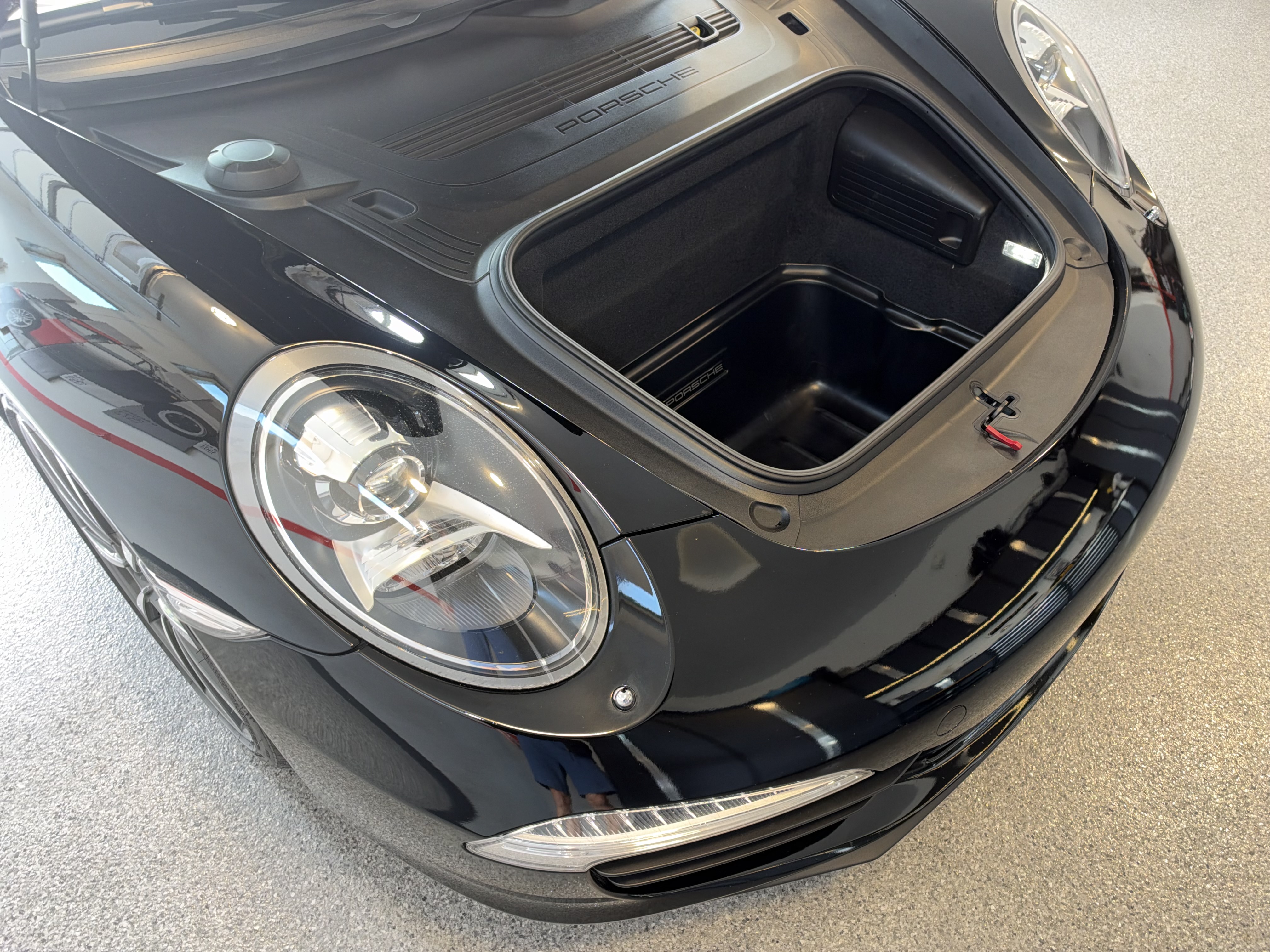 Used 2013 Porsche 911 Carrera S RWD image 10