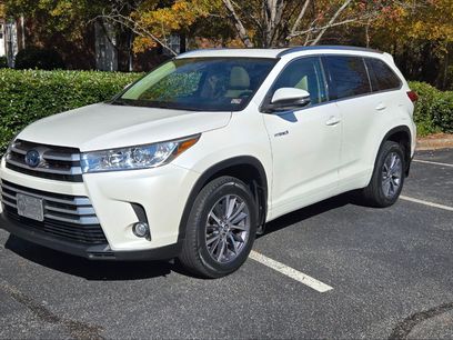 Used 2018 Toyota Highlander XLE