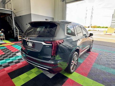 Used 2020 Cadillac XT6 Premium Luxury AWD/4WD image 6