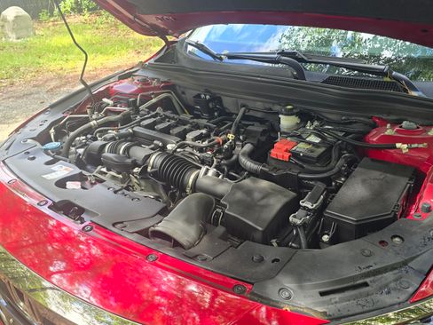 Used 2022 Honda Accord Sport image 11
