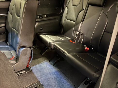 Used 2020 Kia Telluride EX image 15