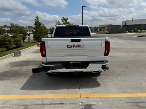Used 2021 GMC Sierra 1500 Denali w/ Denali Ultimate Package AWD/4WD image 14
