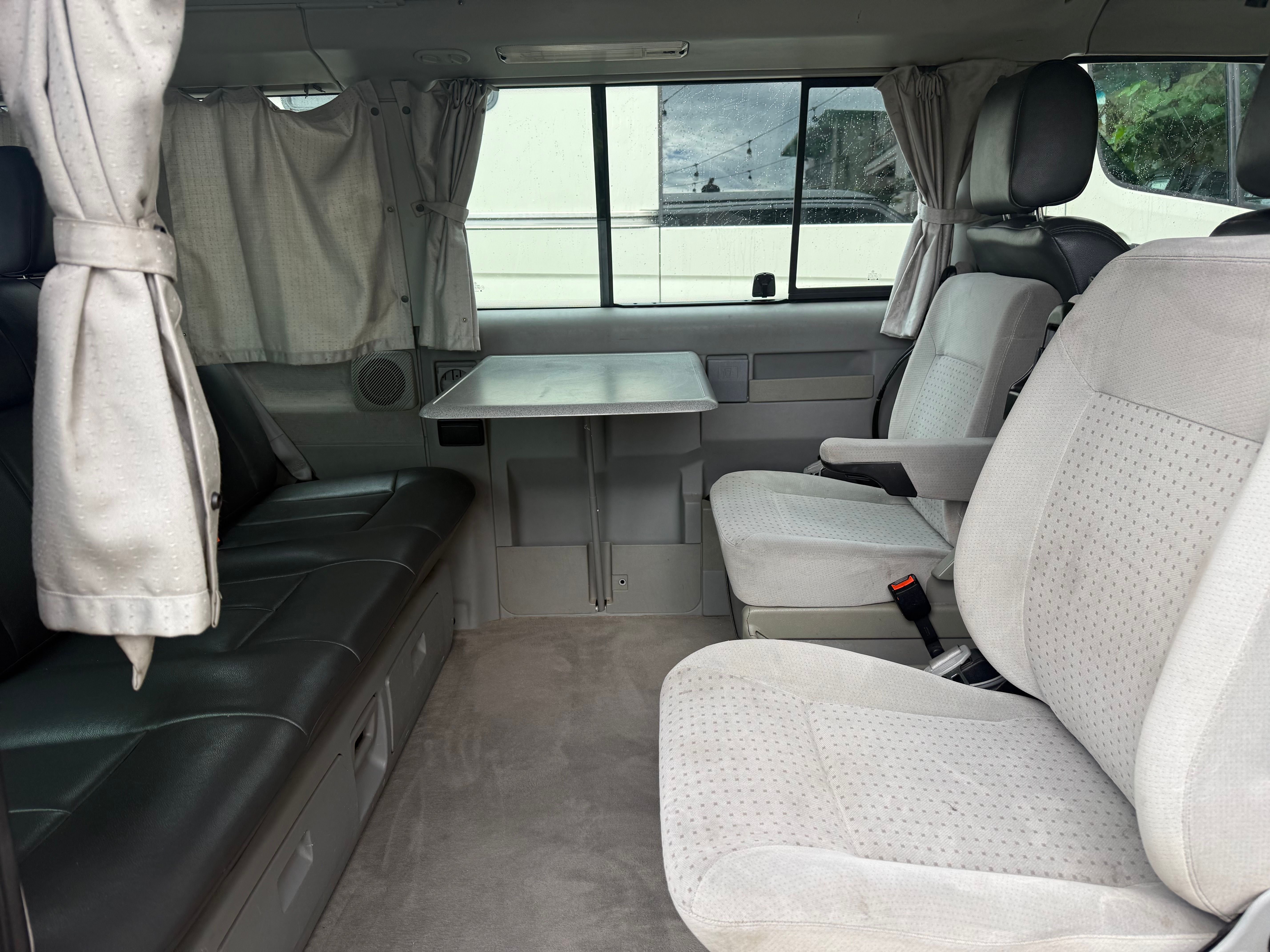 Used 2002 Volkswagen Eurovan MV FWD image 6