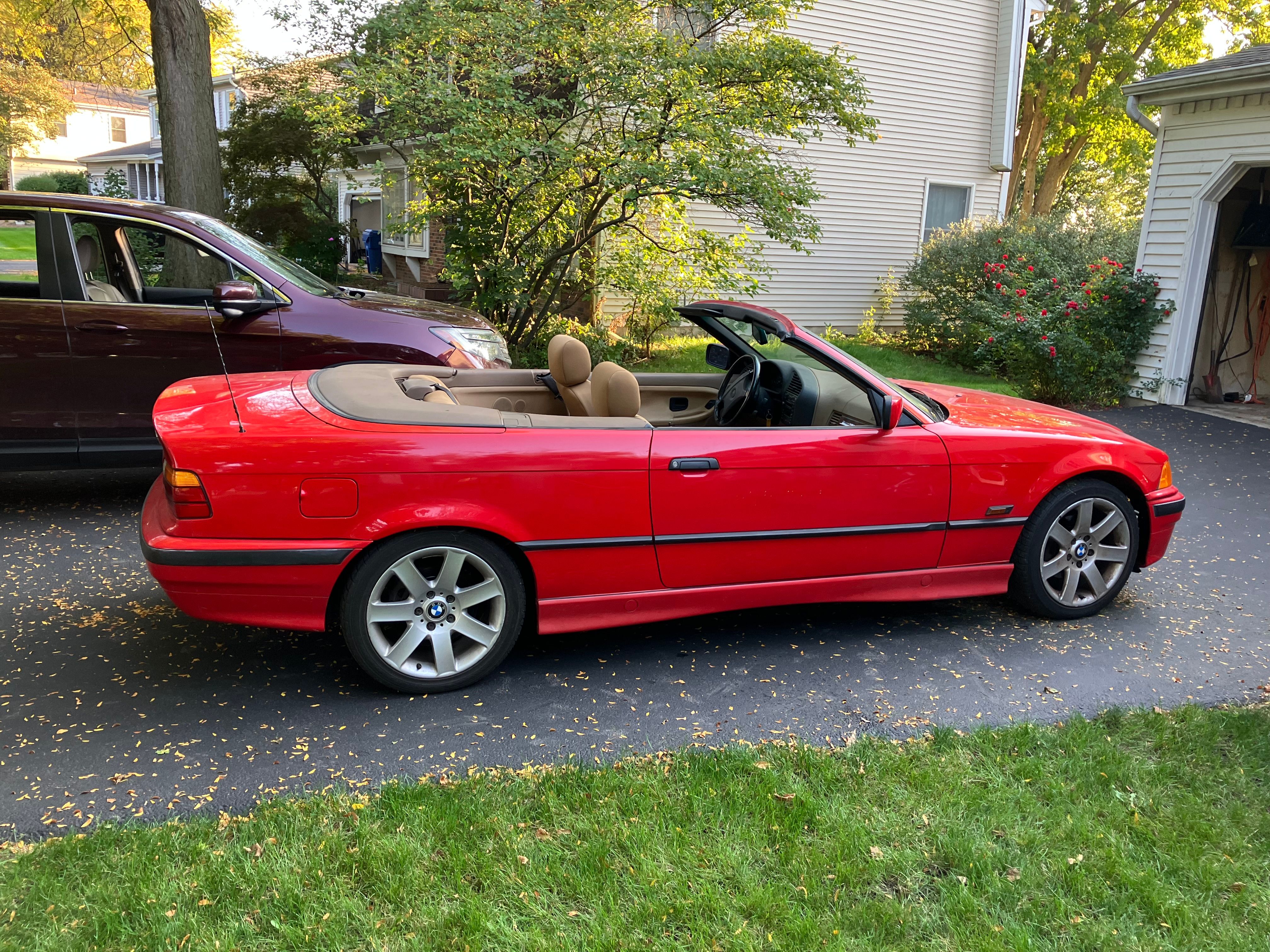 Used 1996 BMW 328i Convertible RWD image 5