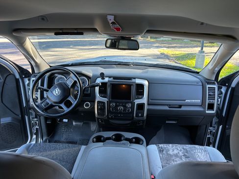 Used 2018 RAM 2500 Big Horn image 16