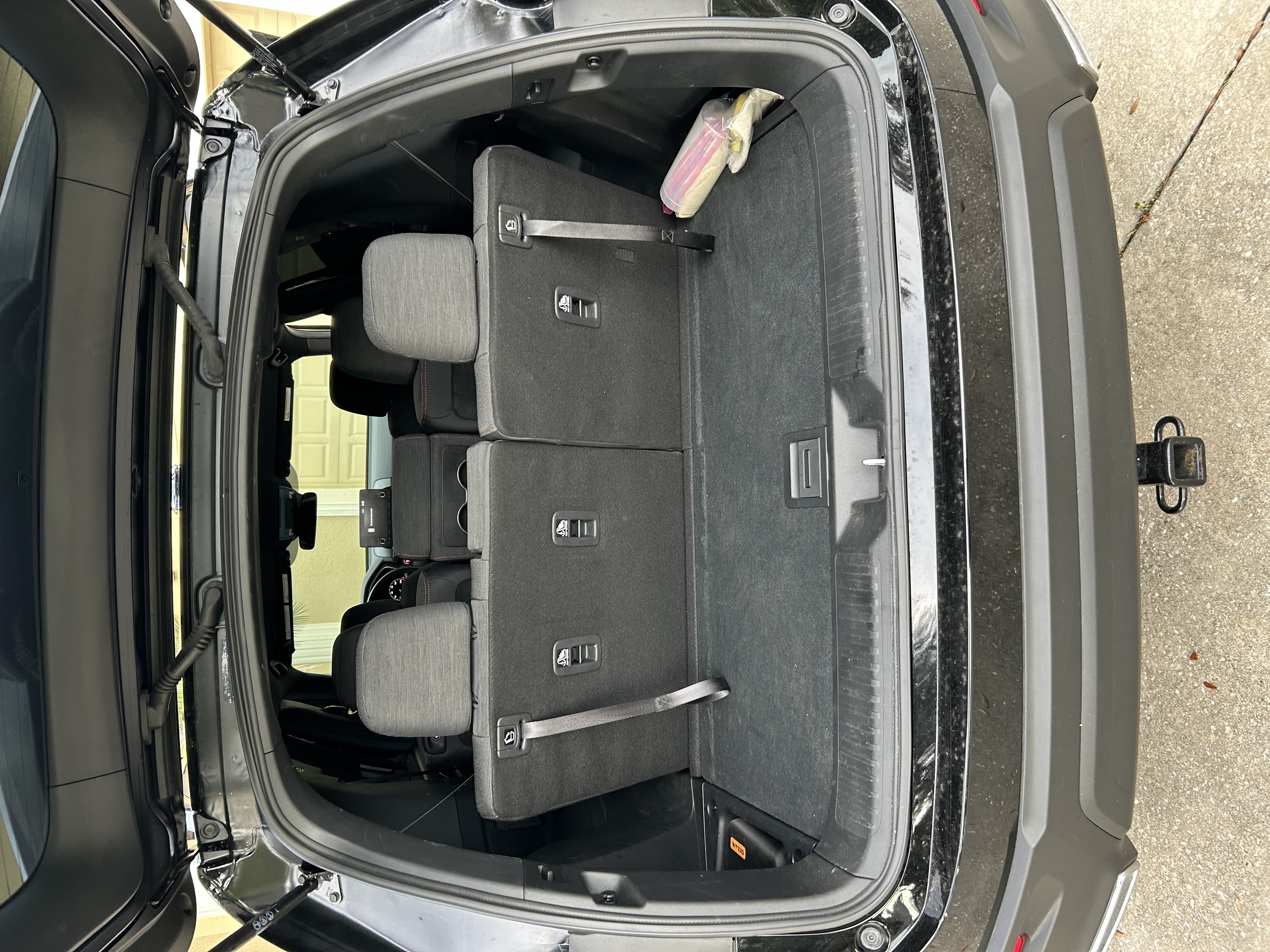 Used 2025 Honda Pilot Sport image 8