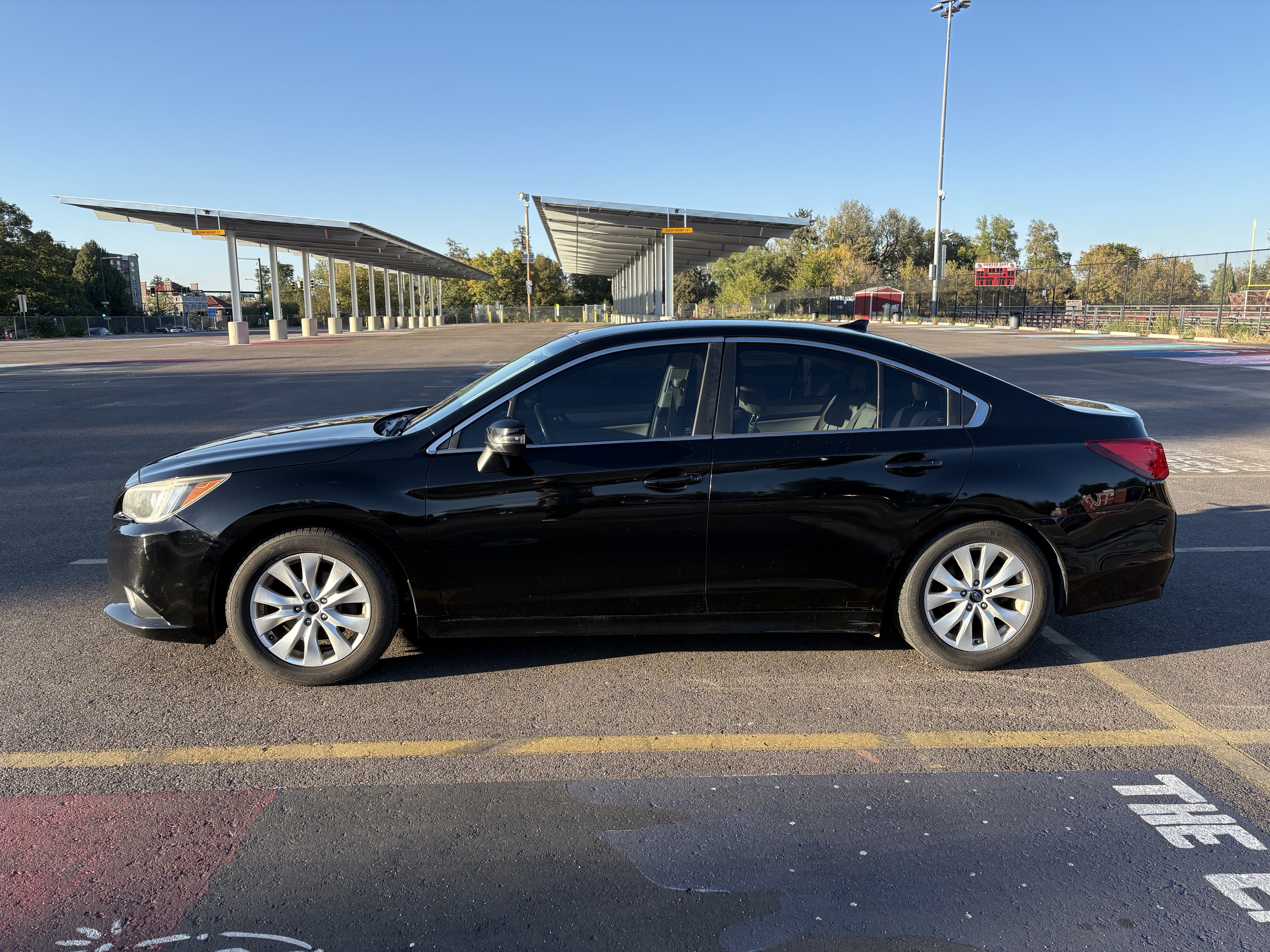 Used 2016 Subaru Legacy 2.5i Premium AWD/4WD image 1