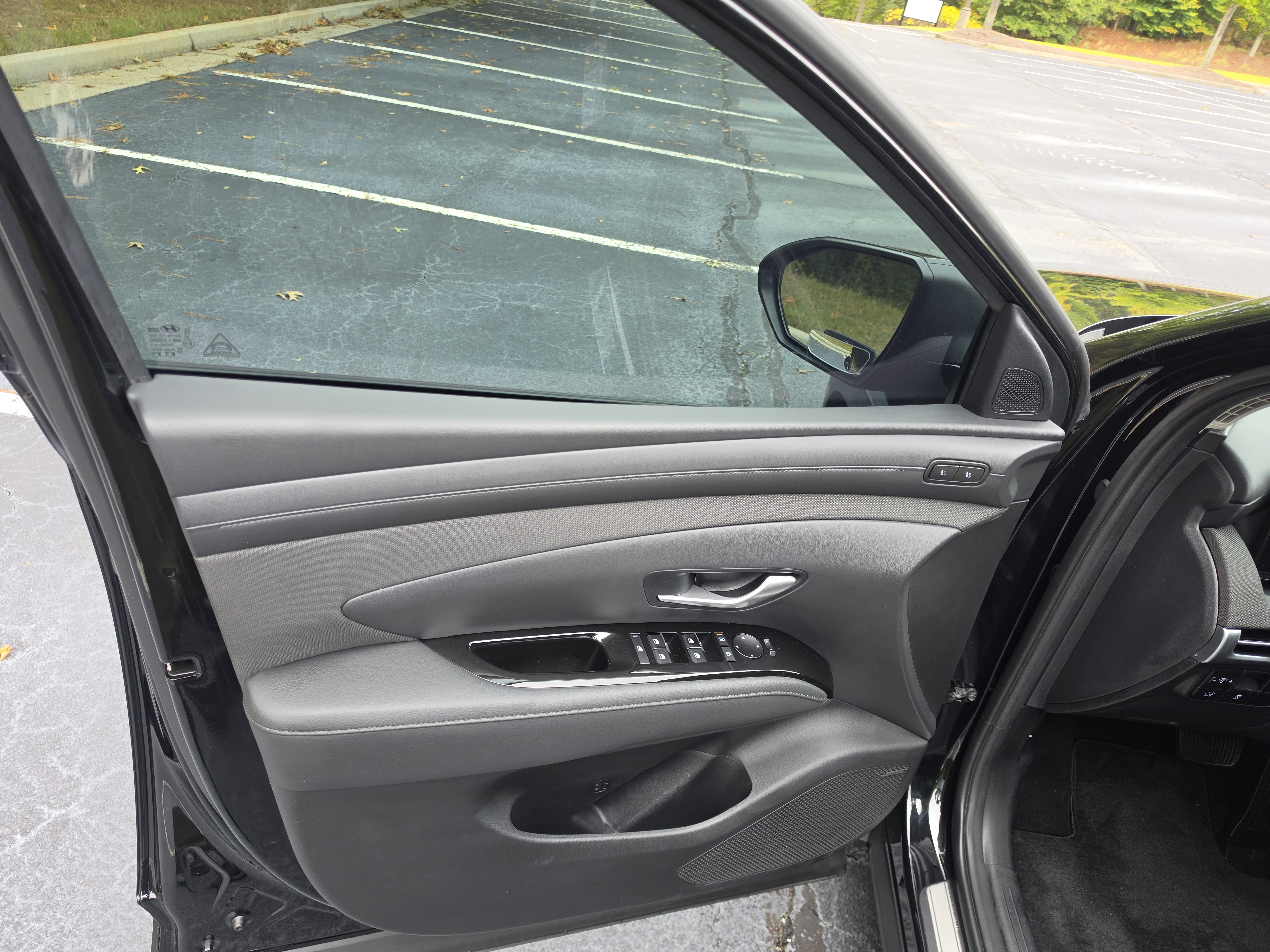 Used 2025 Hyundai Tucson Limited FWD image 10