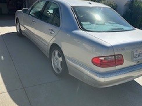 Used 2001 Mercedes-Benz E 430 Sedan image 10