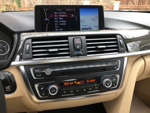 Used 2012 BMW 328i Sedan image 9