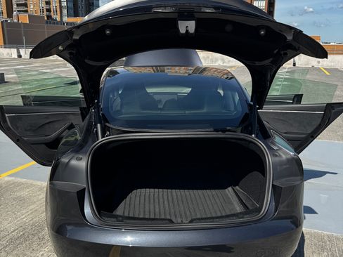 Used 2024 Tesla Model 3 Performance AWD/4WD image 28