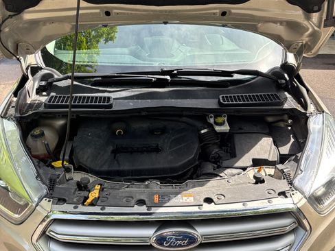 Used 2017 Ford Escape Titanium AWD/4WD image 17