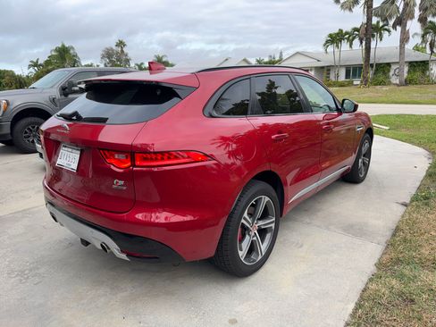 Used 2018 Jaguar F-PACE S image 9