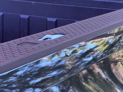 Used 2023 Rivian R1T Adventure image 9